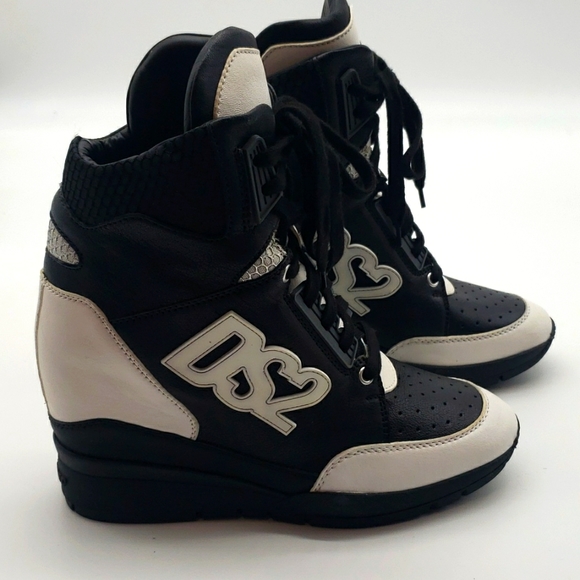 D SQUARE SIZE 40 COLOR BLACK AND WHITE 100% AUTHENTIC CONDITION IS USED - Picture 3 of 6